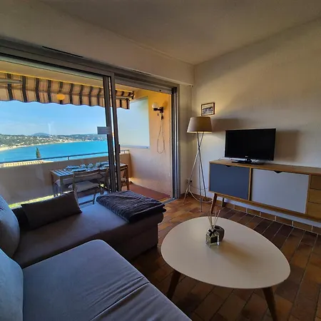 Apartament T2 Vue Mer, Proche & Parking Privee