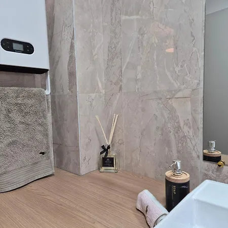 Apartment T2 Vue Mer, Proche & Parking Privee *